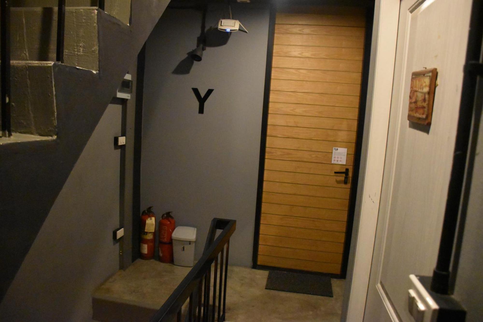 Stay At Pan Hostel Bangkok Esterno foto