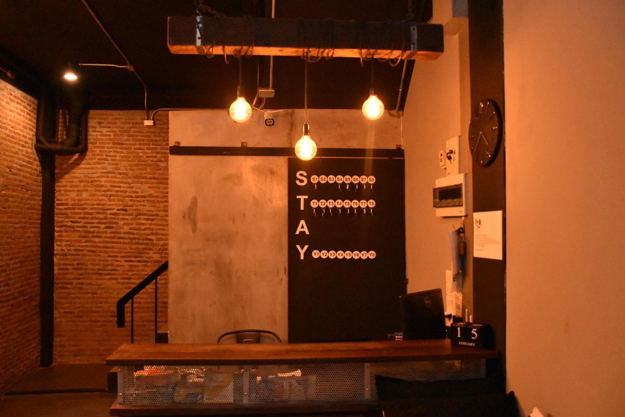 Stay At Pan Hostel Bangkok Esterno foto