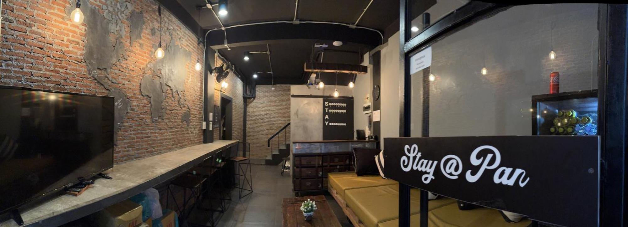 Stay At Pan Hostel Bangkok Esterno foto